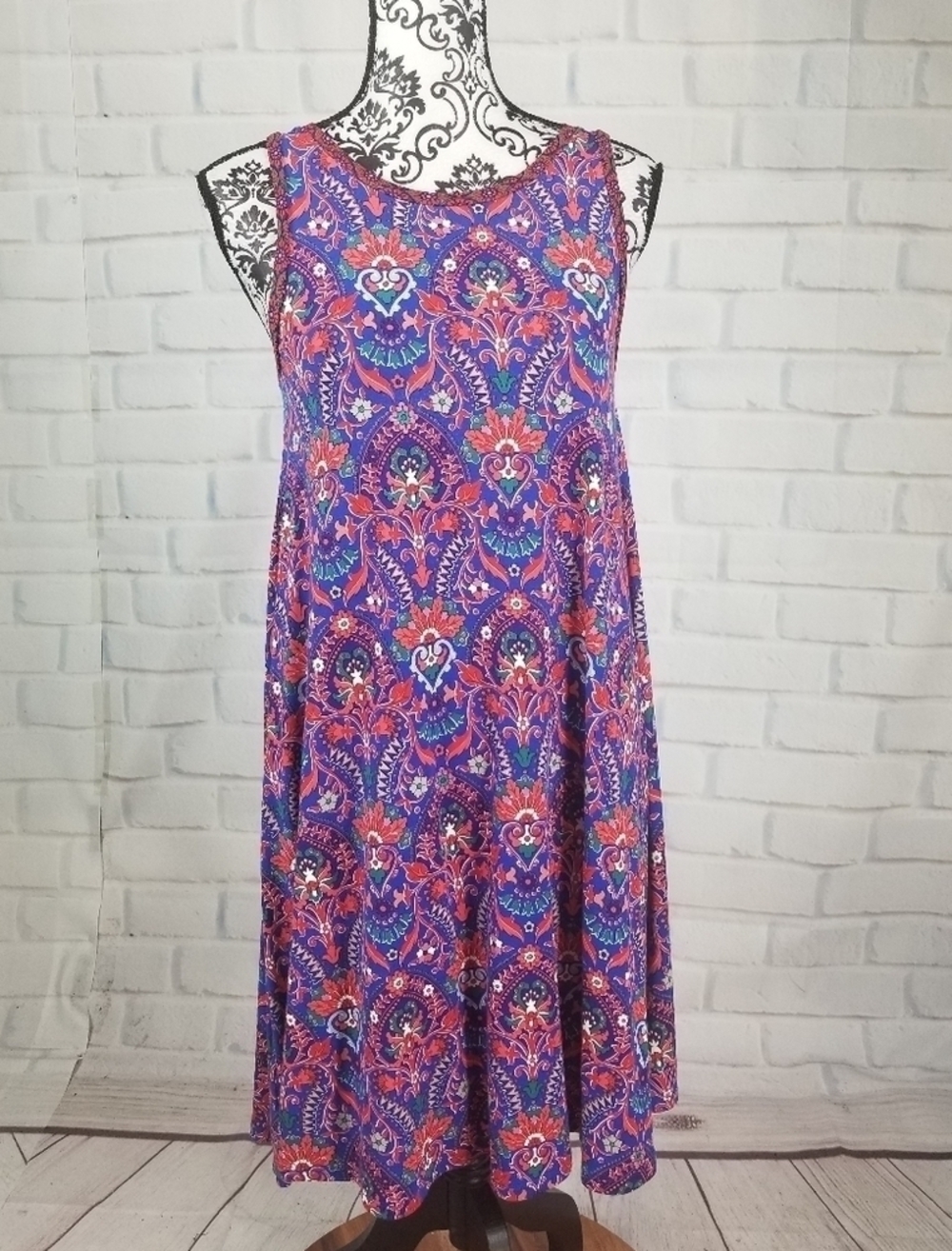 Ann Taylor Loft xs sleeveless floral stretch dress